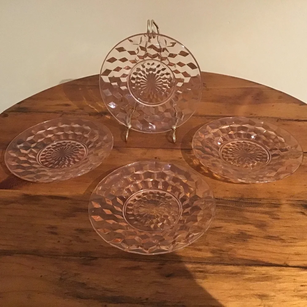 Pink Depression Glass Plates(Set of 4) - Picture 3 of 5
